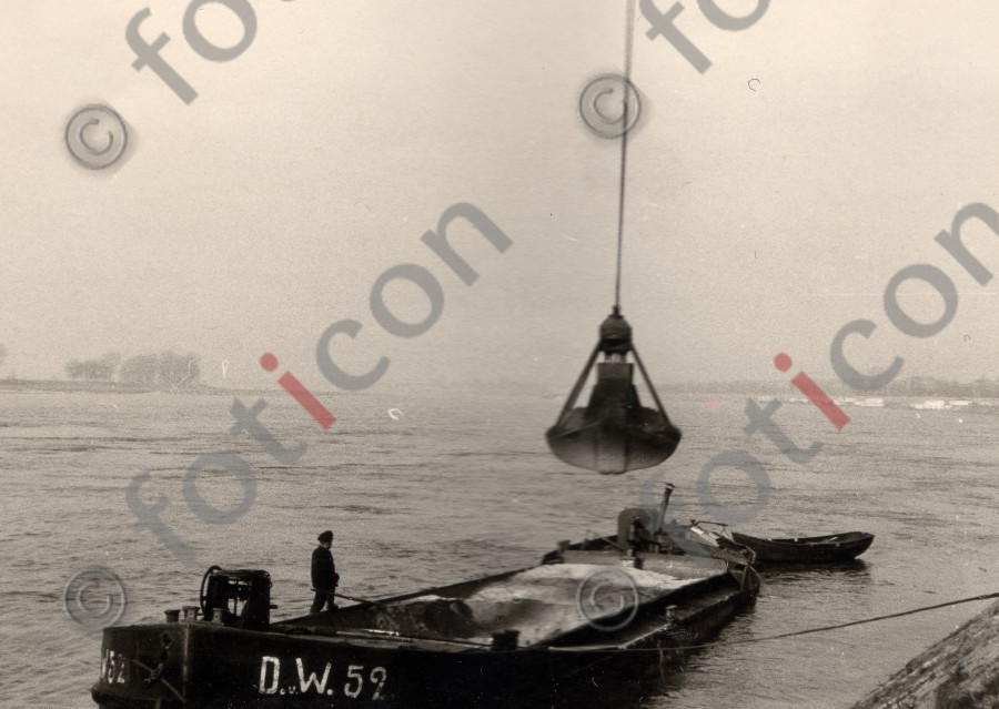 Schifffahrt I (foticon-duesseldorf-0020.jpg)